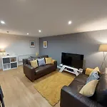 Abbey View Apartment