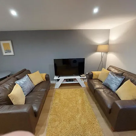 Abbey View Apartment