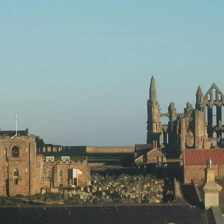 Abbey View * Whitby